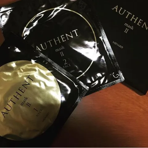 Mặt Nạ Hỗ Trợ Nâng Cơ Và Trẻ Hóa Da Menard Authent Mask II - Dành Cho Cổ Và Mặt, Giảm Nhăn, Tăng Cường Độ Ẩm, Làm Săn Chắc Da
