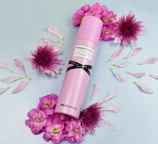 Xịt thơm Miss So…? Midnight Magic 140ml - Body Mist Vani & Praline Hương Trái Cây Nữ Tính, Lưu Hương 6 Giờ