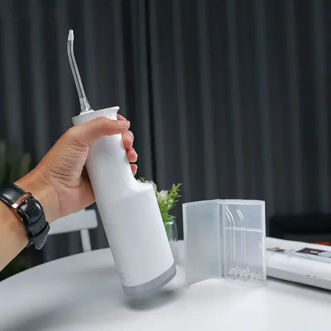 Máy Tăm Nước Xiaomi Mijia F300 MEO703 - 3 Đầu Vòi, 4 Chế Độ, Áp Suất 2000 Lần/ Phút, Sạch Mảnh Bám Răng Tối Ưu