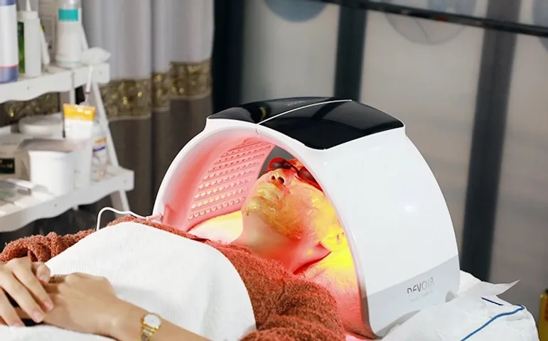Vòm Ánh Sáng Sinh Học Cảm Ứng 7 Màu Devoir Hàn Quốc - Thiết Bị Làm Đẹp Đèn LED, Chăm Sóc Da, Tăng Cường Canxi Cho Xương Khớp