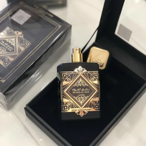 Nước Hoa Unisex Lattafa Bade'e Al Oud Oud For Glory EDP - Hương Gỗ Ấm Áp, Quyền Lực, Dành Cho Cả Nam Nữ