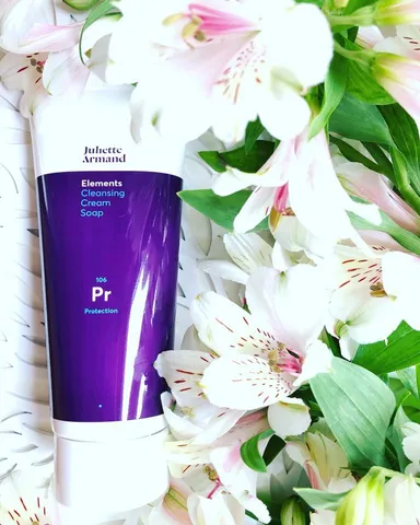 Sữa Rửa Mặt Juliette Armand Cleansing Cream Soap 210ml - Dạng Kem Làm Sạch Dịu Nhẹ Cho Mọi Loại Da, Không Kích Ứng, Độ pH Trung Tính