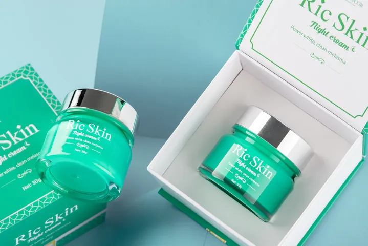 Kem dưỡng đêm mờ nám Ric Skin - Giúp xóa mờ tàn nhang, làm trắng da tự nhiên, phù hợp mọi loại da, chiết xuất thảo mộc 30g