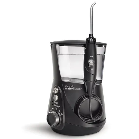 Máy tăm nước Waterpik Ultra Professional WP - Đầu tăm xoay 360 độ, 10 cấp áp lực, bộ 7 đầu tăm, dung tích 650ml, vệ sinh răng miệng hiệu quả