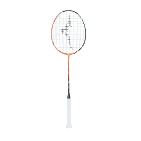 Vợt cầu lông Mizuno Carbo Pro 825 - Độ cứng trung bình, chất liệu Japan HM Graphite, cho lối chơi linh hoạt và mạnh mẽ