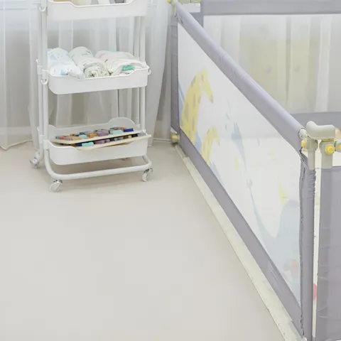 Thanh chắn giường họa tiết hươu Umoo UM-0813 - Thiết kế dễ dàng lắp đặt, an toàn cho trẻ em, chất liệu cao cấp và ngộ nghĩnh.