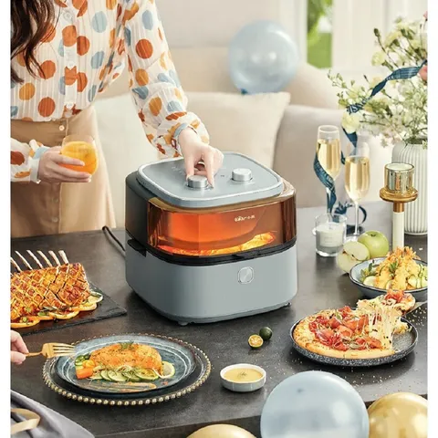 Nồi Chiên Không Dầu Bear QZG-E14G5 6.5L - Trục Đảo Tự Động, Công Suất 1350W, Nấu Nướng Đều Thức Ăn, Dễ Sử Dụng