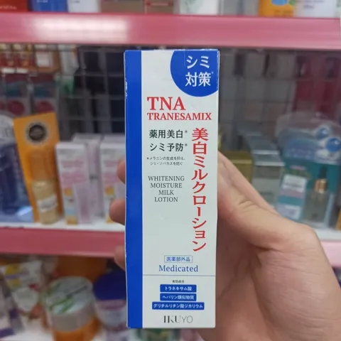 Sữa Dưỡng Trắng Da Ikuyo TNA Tranesamix Whitening Moisture Milk Lotion 150ml - Dưỡng Ẩm, Giúp Làn Da Trắng Sáng, Mịn Màng Tự Nhiên
