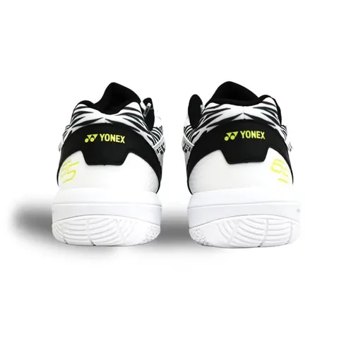 Giày cầu lông unisex Yonex SHB65Z3 màu trắng đen - Đế chống trơn trượt, thiết kế thể thao năng động cho người yêu thể thao