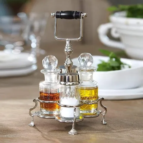 Set 4 Lọ Đựng Gia Vị Loberon Cao Cấp - Phong Cách Châu Âu Cổ Điển, Khung Đồng Thau Sang Trọng, Thiết Kế Đẹp Mắt Cho Nhà Bếp