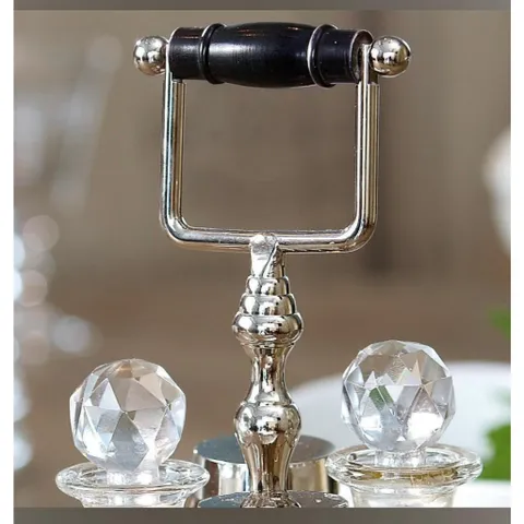 Set 4 Lọ Đựng Gia Vị Loberon Cao Cấp - Phong Cách Châu Âu Cổ Điển, Khung Đồng Thau Sang Trọng, Thiết Kế Đẹp Mắt Cho Nhà Bếp