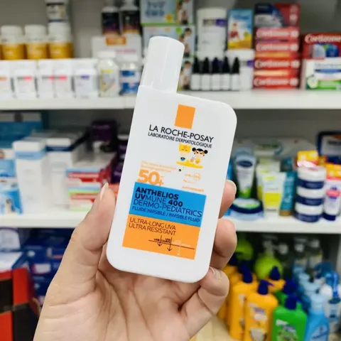 Sữa Chống Nắng Cho Bé La Roche-Posay Anthelios UVMune 400, SPF50+ PA++++, Bảo Vệ Da Nhạy Cảm, Kháng Nước, 50ml