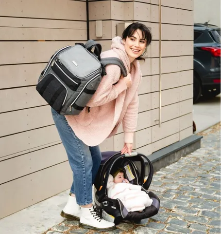 Balo Bỉm Sữa Baby Brezza Ultimate Changing Station - Balo Đa Năng 17 Ngăn & Tấm Đệm Thay Tã Tháo Rời Cho Mẹ và Bé