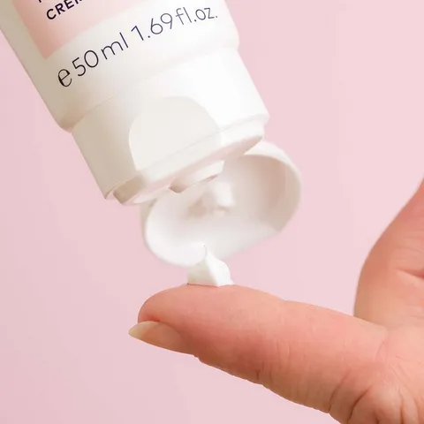 Kem Dưỡng Ẩm Dado Sens Intensive Extroderm 50ml - Giúp Da Khô Nhạy Cảm Mềm Mại, Duy Trì Độ Ẩm, An Toàn Cho Trẻ Sơ Sinh