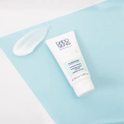Kem Dưỡng Da Mụn Dado Sens Purderm Normalizing Cream - Giảm Nhờn, Ngăn Mụn, Dưỡng Ẩm Cho Da Dầu 50ml