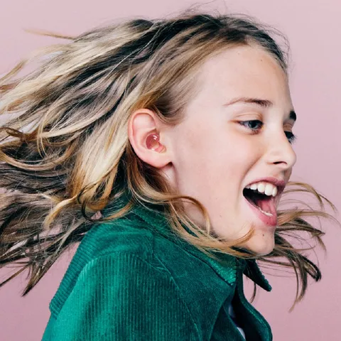 Nút Bịt Tai Giảm Tiếng Ồn Cho Trẻ Loop Earplugs Engage Kids - An Toàn, Tiện Lợi, Dành Cho Trẻ Từ 6 Tuổi Trở Lên, Giảm Tiếng Ồn Tới 16dB