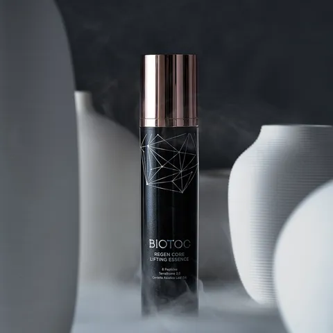 Tinh Chất Trẻ Hóa Dermafirm BIOTOC Regen Core Lifting Essence 100ml - Làm Mờ Nếp Nhăn, Cấp Ẩm Hiệu Quả Cho Da Khô, Xỉn Màu