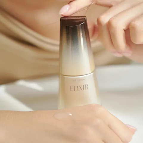 Tinh Chất Hỗ Trợ Trẻ Hóa Da Shiseido Elixir The Serum 50ml - Làm Da Đều Màu, Cải Thiện Nếp Nhăn, Cấp Ẩm Sâu