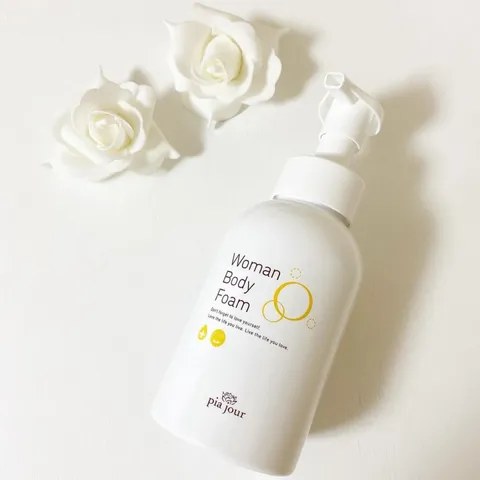 Dung dịch vệ sinh phụ nữ dạng bọt Pia Jour - Làm sạch nhẹ nhàng, khử mùi, cân bằng pH - 400ml, chuyên biệt cho vùng kín