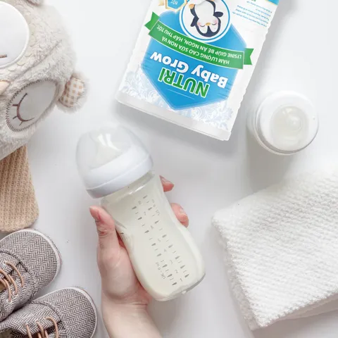 Sữa non Nutri Baby Grow 400g - Dinh dưỡng cho bé 6-36 tháng tuổi, hỗ trợ ăn ngon, hấp thu tốt và phát triển toàn diện