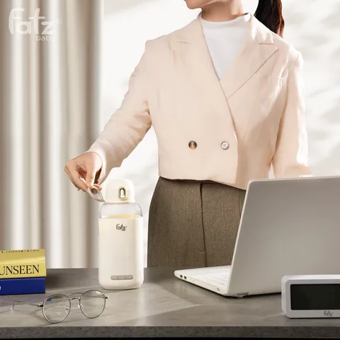 Bình hâm nước pha sữa di động Fatzbaby Mini Smart 14 FB3811KB - Thiết bị thông minh tiện lợi, giữ ấm sữa cho bé mọi lúc mọi nơi