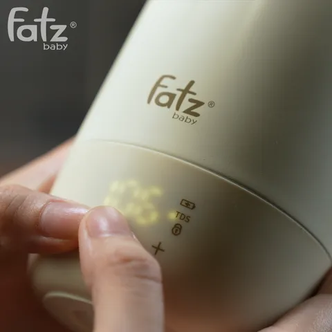 Bình hâm sữa di động Fatzbaby Mini Smart 11 Plus FB3804FD - Công nghệ TDS, giữ ấm từ 35-95°C, tiện lợi mọi lúc mọi nơi.