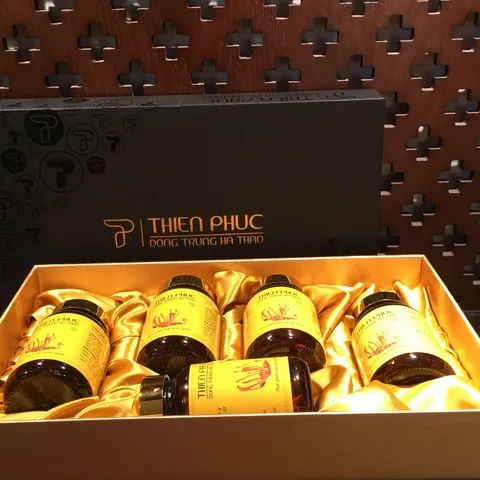 Đông Trùng Hạ Thảo Con Khô Thiên Phúc - Hỗ Trợ Sức Khỏe, Tăng Cường Miễn Dịch, Bồi Bổ Cơ Thể, Hộp 25g (5 Lọ x 5g)