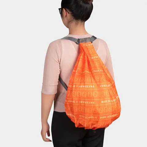 Túi xách gấp gọn Faztbaby GoBag 1 FB8001SS - Chất liệu Nylon chống nước, tiện lợi cho du lịch và mua sắm, thiết kế thời trang và nhẹ nhàng.