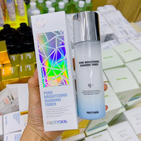 Nước Hoa Hồng Pretty Skin Pure Brightening Diamond Toner 150ml - Cấp Ẩm, Làm Sáng Da, Dưỡng Ẩm Chuyên Sâu Cho Mọi Loại Da