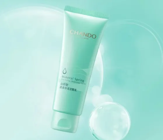 Sữa Rửa Mặt Cấp Ẩm Chando Himalaya Mineral Spring 125g - Kem Làm Sạch Da, Cấp Ẩm, Không Gây Khô Căng Da