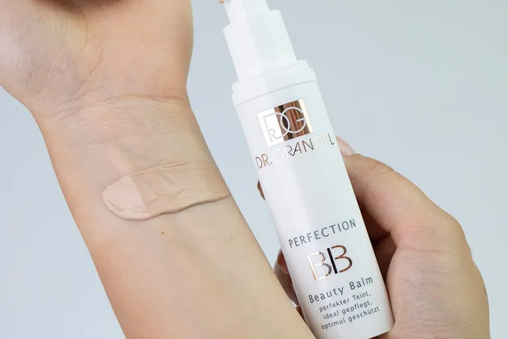 Kem Nền Dr.Grandel Perfection Beauty Balm UV 20 - Lọ 50ml Chống Nắng SPF 20, Dưỡng Ẩm và Làm Sáng Da, Kem Trang Điểm Cao Cấp