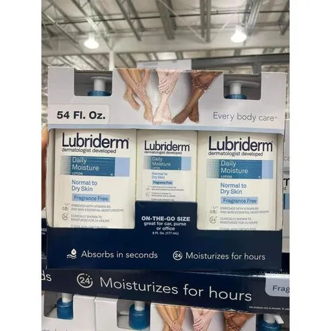 Set 3 Chai Sữa Dưỡng Thể Lubriderm Daily Moisture Lotion Của Mỹ (2 Chai 709ml + 1 Chai 177ml)