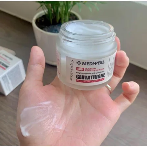 Kem Dưỡng Glutathione 600 Medi-Peel Hàn Quốc - Chăm Sóc Da, Làm Sáng, Giảm Thâm Sạm, Dưỡng Ẩm 50g