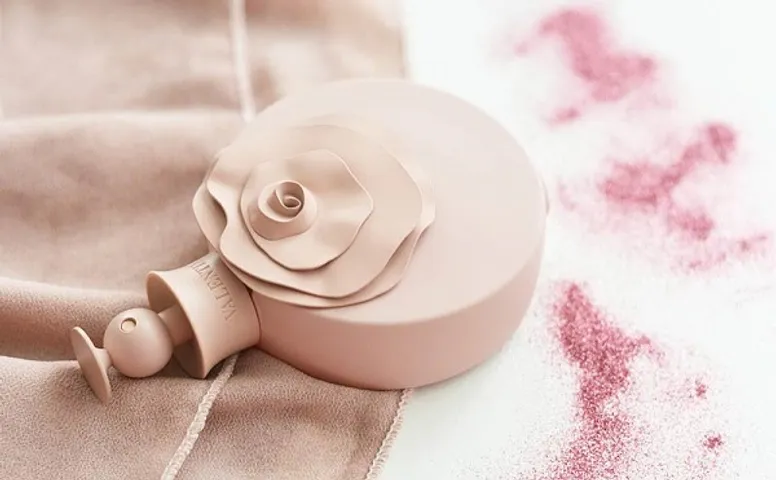 Nước hoa nữ Valentino Valentina Poudre - Hương phấn, vani, hoa diên vỹ thanh lịch, gợi cảm cho phái đẹp 25 tuổi trở lên
