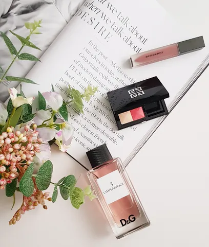 Nước hoa Dolce & Gabbana DG 3 Limperatrice EDT 100ml - Hương hoa cỏ trái cây tươi mát quyến rũ cho nữ, phong cách trẻ trung năng động