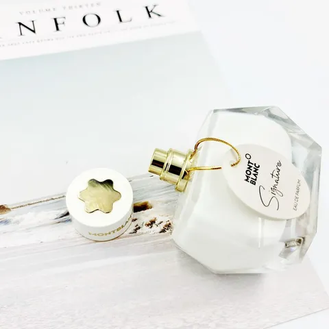 Nước Hoa Montblanc Signature Nữ Tính Sang Trọng - Hương Hoa Cỏ Quyến Rũ, Full Size & Chiết - Món Quà Đặc Biệt Cho Phụ Nữ