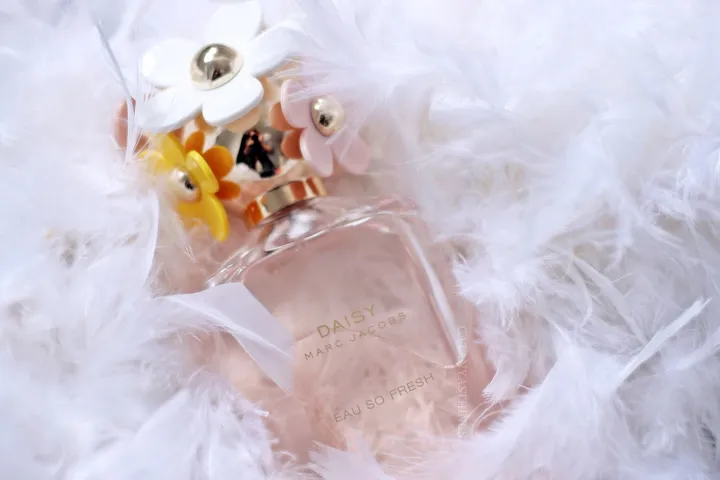 Nước hoa nữ Marc Jacobs Daisy Eau So Fresh EDT - Hương trái cây tươi mát, Dịu dàng, Trẻ trung - Quà tặng cho nàng yêu thích phong cách nữ tính