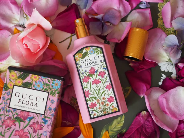 Nước hoa nữ Gucci Flora Gorgeous Gardenia EDP - Hương hoa cỏ gợi cảm, ngọt ngào, mang đến vẻ đẹp nữ tính tự nhiên