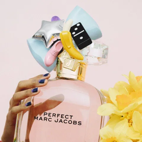 Nước hoa nữ Marc Jacobs Perfect - Hương Cashmeran & Hoa Thủy Tiên, Phong cách Nữ tính, Cuốn hút, Hiện đại, Lưu hương từ 3-6h