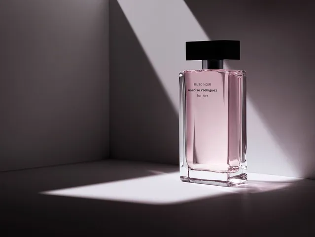 Nước hoa nữ Narciso Rodriguez Musc Noir EDP - Hương thơm quyến rũ và bí ẩn cho phái đẹp, lưu hương lâu đến 12 giờ