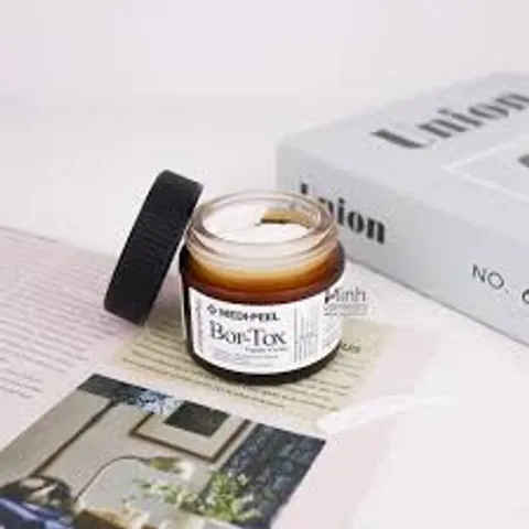 Kem Dưỡng Căng Bóng Da Medi-Peel Bor-Tox Peptide Cream 50gr - Giúp Dưỡng Ẩm, Cải Thiện Nếp Nhăn và Se Khít Lỗ Chân Lông