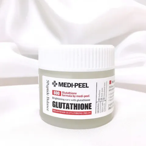 Kem Dưỡng Trắng Da Medi-Peel Bio-Intense Glutathione White Cream 50gr - Dưỡng Trắng, Cải Thiện Tone Da, Ngăn Ngừa Lão Hóa
