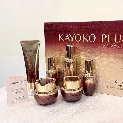 Bộ Mỹ Phẩm Kayoko Plus Đỏ Nhật Bản - 6 Sản Phẩm Chăm Sóc Da Hoàn Hảo, Làm Trắng & Chống Nắng, Đem Lại Vẻ Đẹp Rạng Rỡ