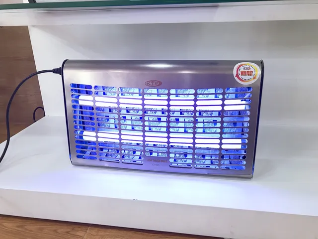 Đèn diệt côn trùng sử dụng keo dính KTP-30S