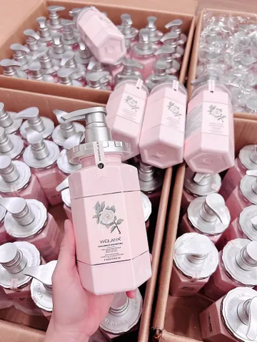 Sữa Tắm Dưỡng Trắng Da Hương Hoa Trà Weilaiya 450ml - Công Thức Giúp Da Sáng Mịn, Cấp Ẩm và Ngăn Ngừa Mụn