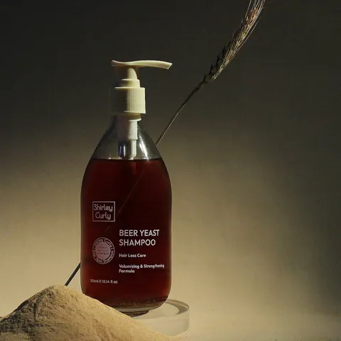 Dầu Gội Shirley Curly Beer Yeast 300ml - Dưỡng Tóc Khỏe Mạnh, Bóng Đẹp với Chiết Xuất Bia và Niacinamide, Phù Hợp Với Mọi Loại Tóc