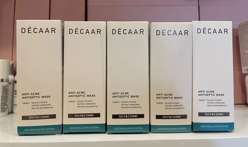 Mặt Nạ Décaar Anti-Acne Antiseptic 50ml - Hỗ Trợ Giảm Mụn, Kiểm Soát Dầu Nhờn và Se Khít Lỗ Chân Lông cho Da Dầu và Dễ Nổi Mụn