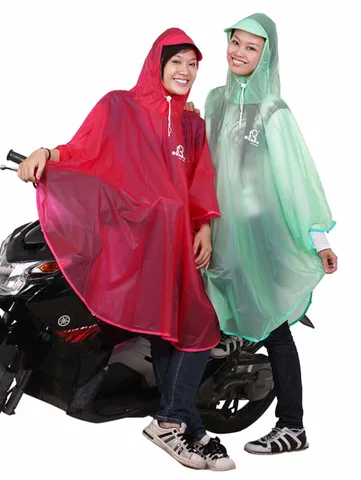 Áo Mưa Cánh Bướm PVC Trong Mờ - Thời Trang Du Lịch Thương Hiệu Rando, Dễ Dàng Thoát Ra Với Thiết Kế Cổ Chữ V