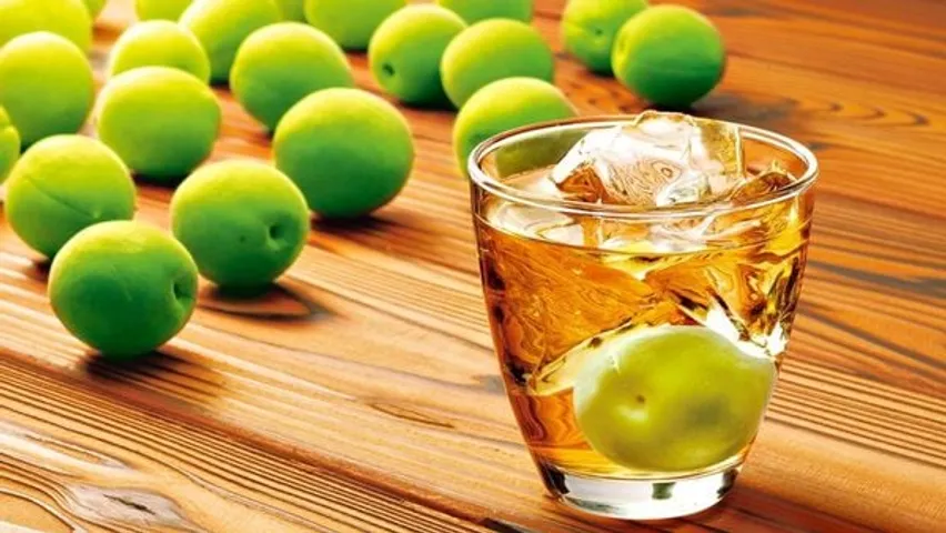 Mơ xanh Choya Umeshu Kishu 720ml - Hàng Nhật nội địa