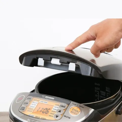 Nồi Cơm Điện Tử Cao Tần Áp Suất Zojirushi NP-HRQ10 - Công Nghệ Nấu Thông Minh AI, Chống Dính Platinum, 8 Chế Độ Nấu, Giữ Ấm Lâu